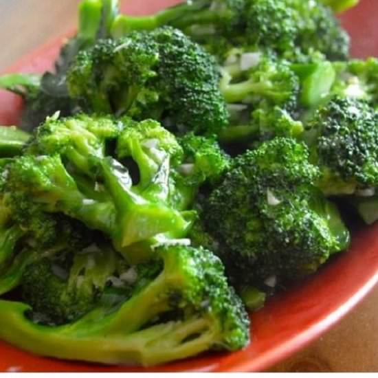 Garlicky Broccoli