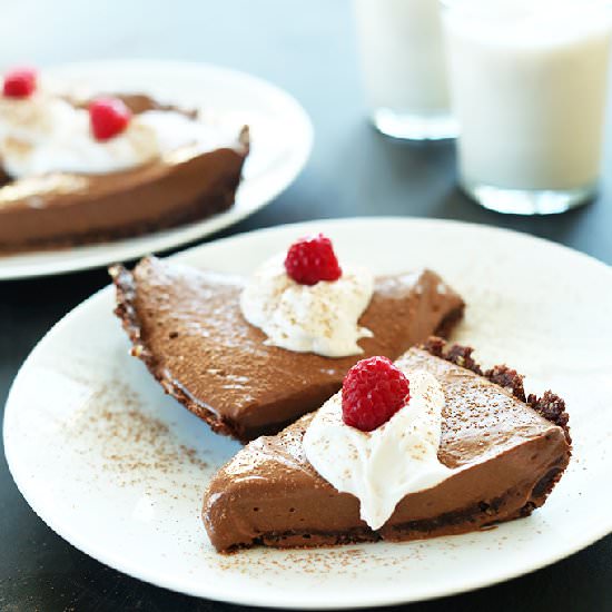 6 Ingredient Vegan Silk Pie!