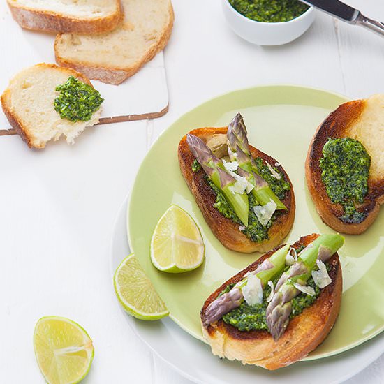 Wild Garlic Walnut Pesto