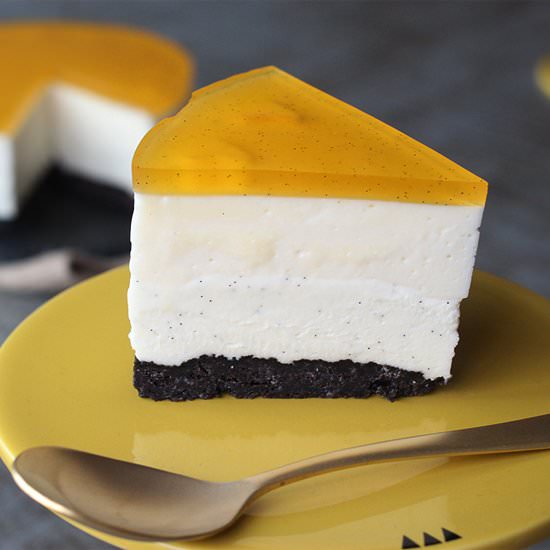 Mango Cheesecake with Oreo Crust