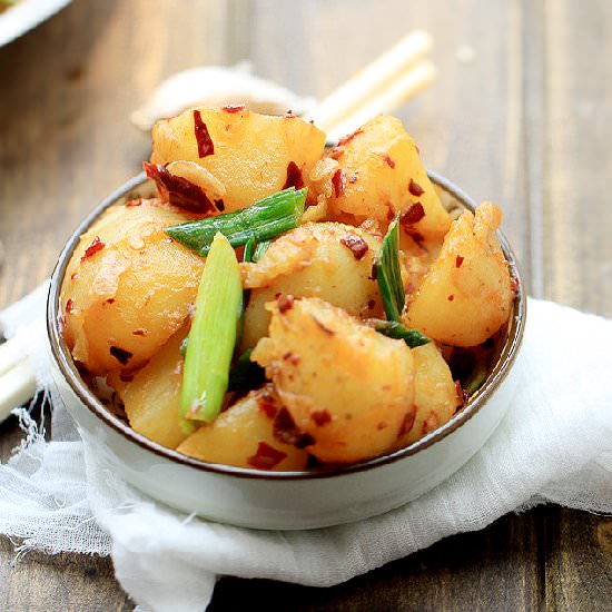 Red Braised Potatoes