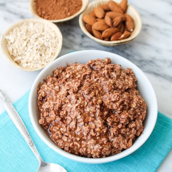 Chocolate Almond Overnight Oats