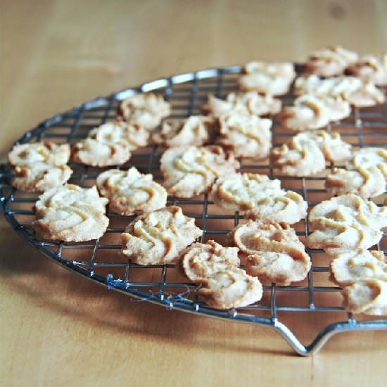 Cinnamon Butter Cookies