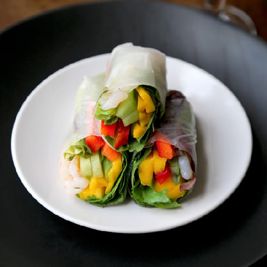 Mango shrimp summer rolls