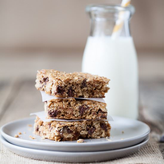 Chocolate Chip Oat Crispie Bars