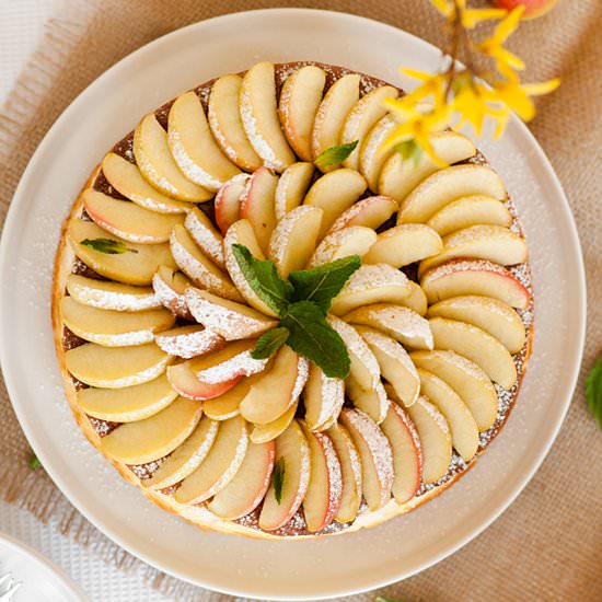 Apple Cheesecake