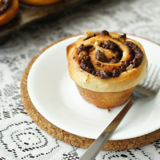 Chocolate Swirl Babka Muffin Buns