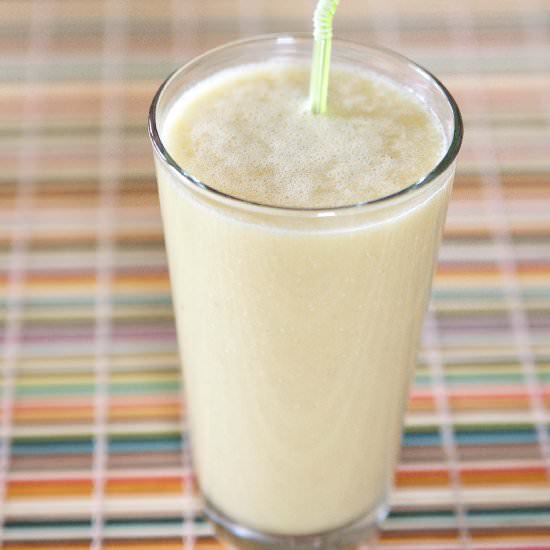 Pina Colada Breakfast Shake