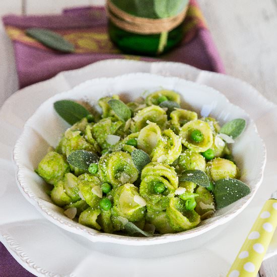 Pasta with Peas & Sage Pesto