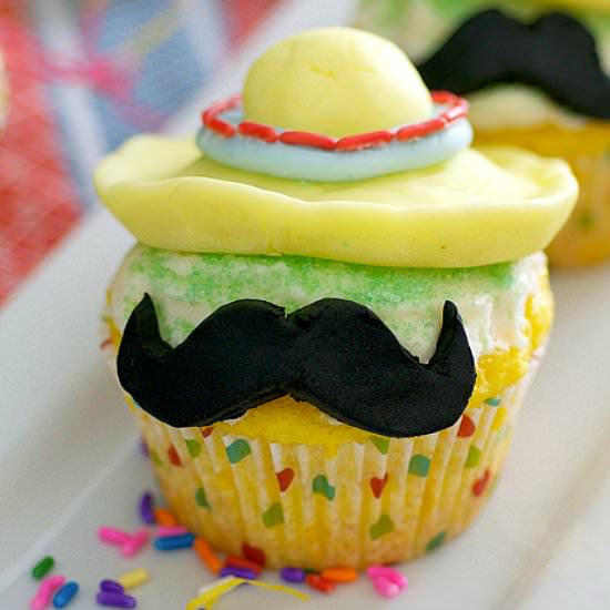 Senor Mustache Cupcake