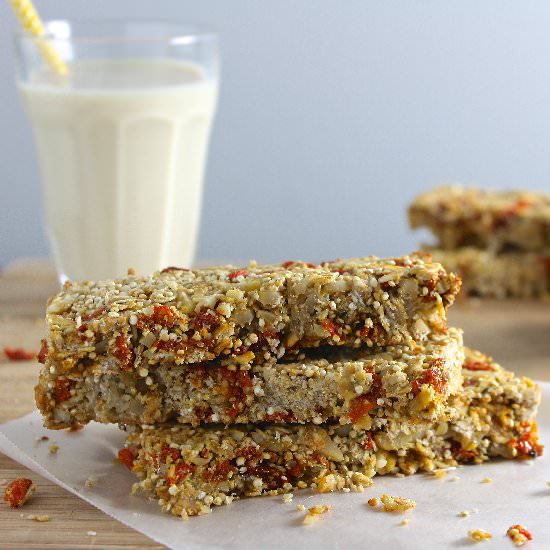 Goji Berry Granola Bars