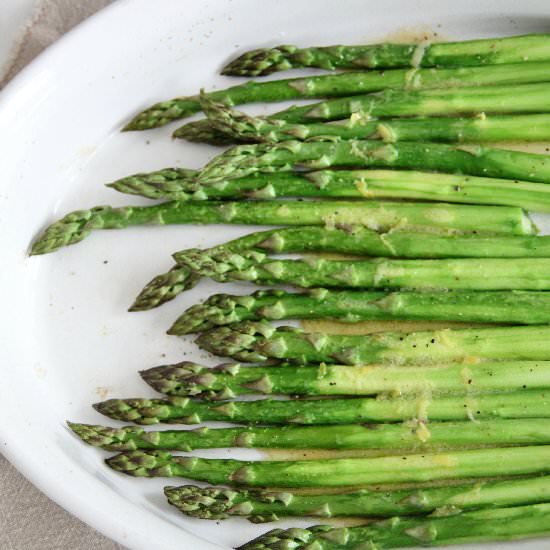 Lemony Roasted Asparagus
