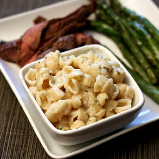 Creamy Garlic Shells