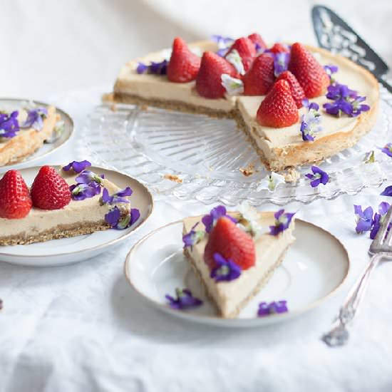 Chevre Cheesecake w Pistachio Crust