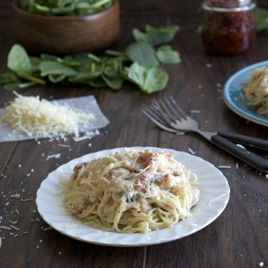 Sun Dried Tomato Spinach Pasta
