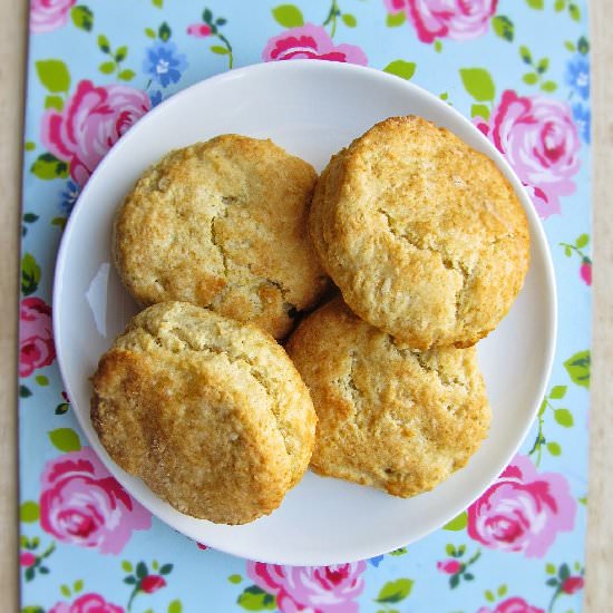 Super Light and Crumbly Scones