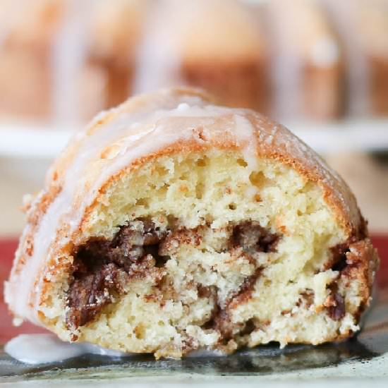 Glazed Cinnamon Pecan Coffee Cake