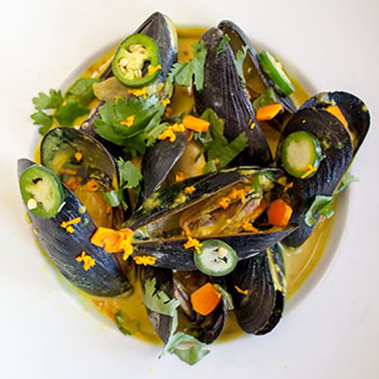 Mussels in Coconut Turmeric Broth