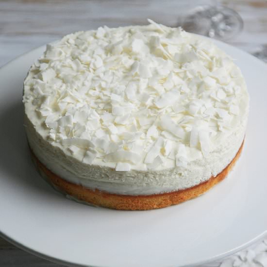 Coconut mousse cake