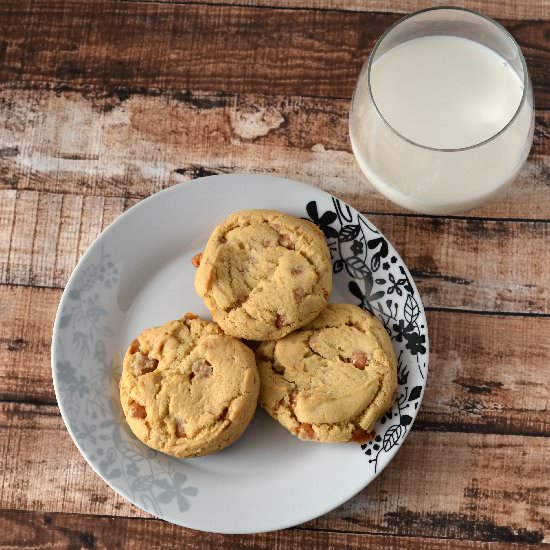 Chewy Caramel Chip Cookies