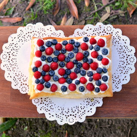 Mascarpone & Berry Tart