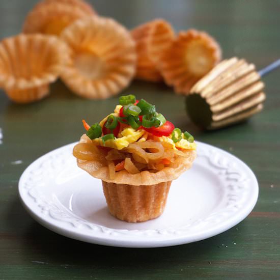 Nyonya Kuih Pie Tee/Top Hats