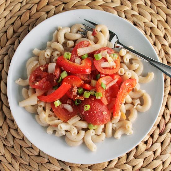Tomato Pepper Pasta Toss