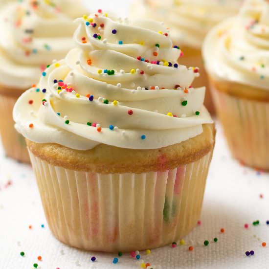 Confetti Funfetti Cupcakes