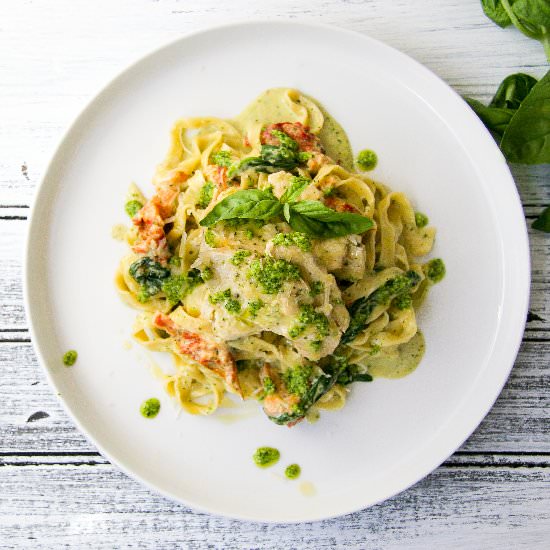 Creamy Pesto Chicken Linguine