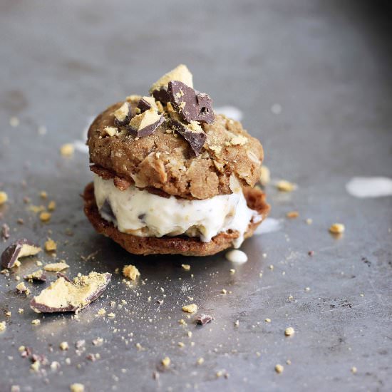 Honeycomb and ANZAC Biscuit Ice