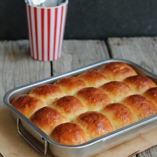 Sweet Buns – aka Hawaiian Rolls