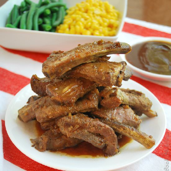 Delicious Pork Ribs {Crock Pot}