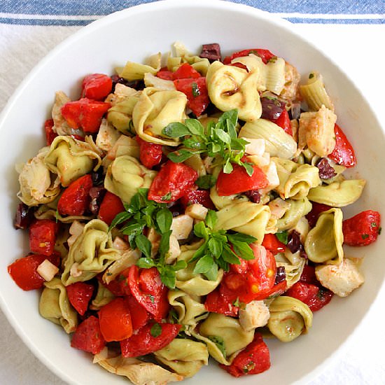 Tortellini and a Fresh Tomato Sauce