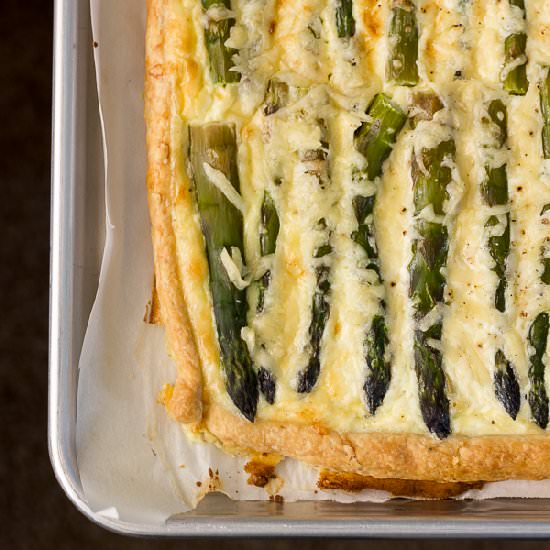 Asparagus and Emmentaler Tart