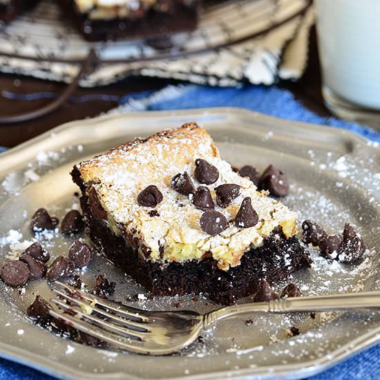 Chocolate Chip Gooey Butter Cake