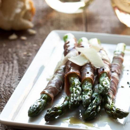 Prosciutto Wrapped Asparagus