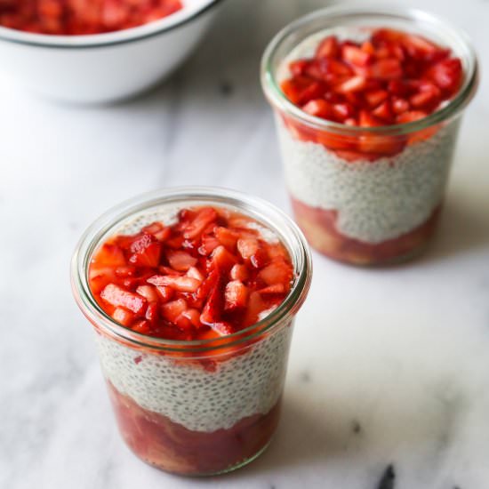 Strawberry Rhubarb Chia Cups