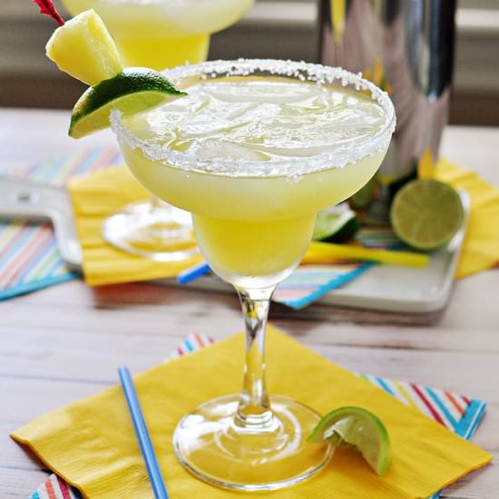 Fresh Pineapple Margaritas