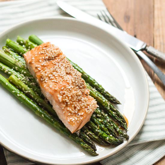 Salmon with Maple Syrup and Sesame