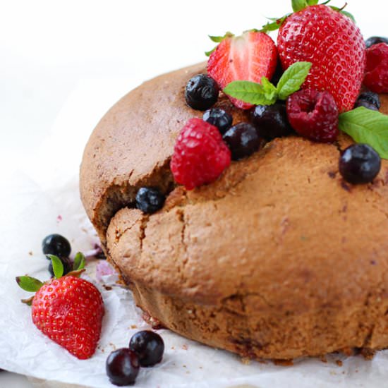 Berrylicious Buttermilk Cake