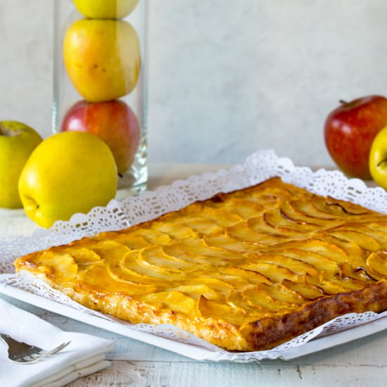 Apple Cake
