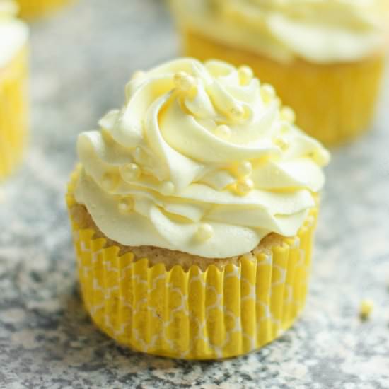 Easy Strawberry Lemon Cupcakes