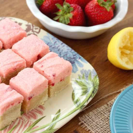 Strawberry Lemonade Cookie Bars