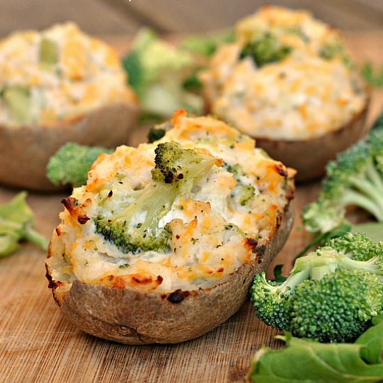 Cheesy Broccoli Potatoes