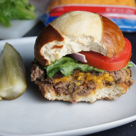 Spicy Stuffed Chili Cheeseburgers