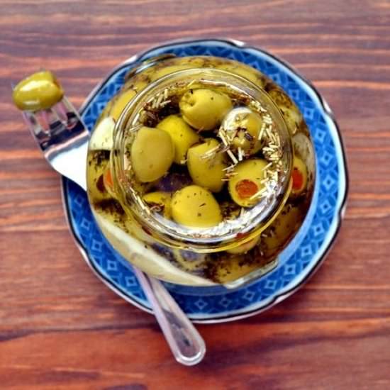 Marinated Olives in Olive Oil