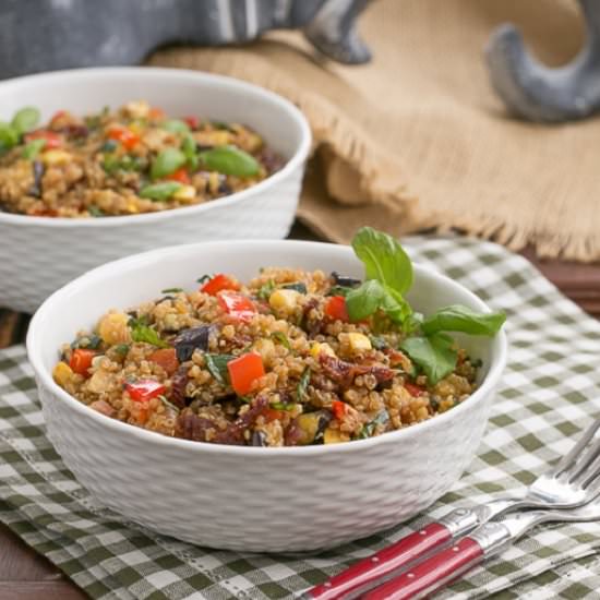 Quinoa Salad w/ Roasted Vegetables