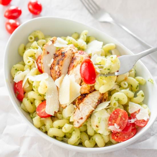 Chicken Pesto Caprese Pasta