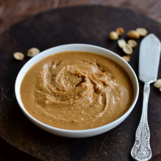 Homemade Peanut Butter