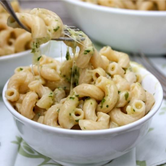 Cilantro Mac n Cheese Bite